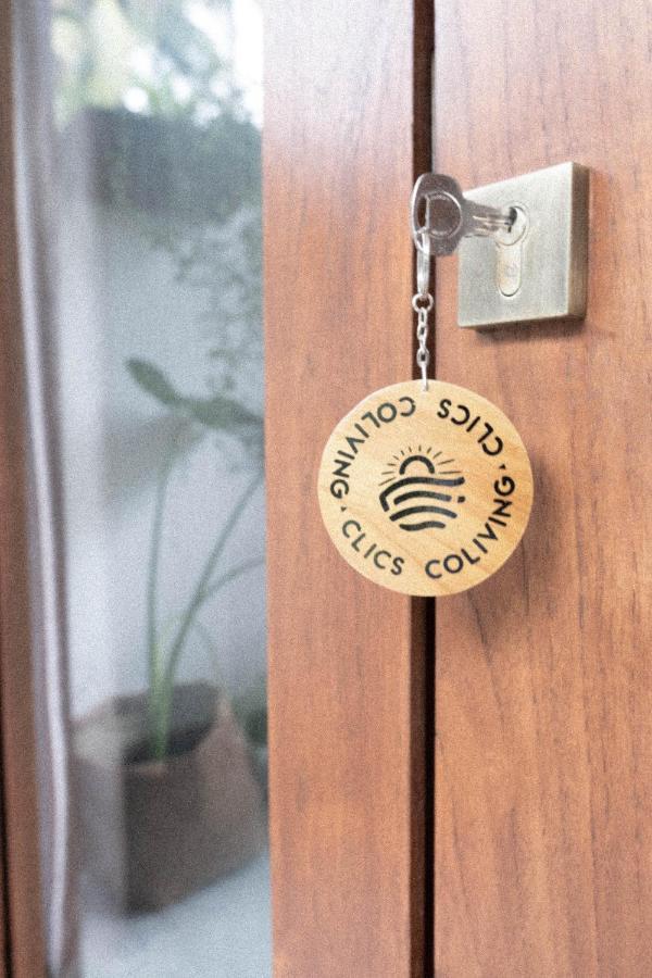 Clics Coliving & Coworking Hotel Dikwella Luaran gambar